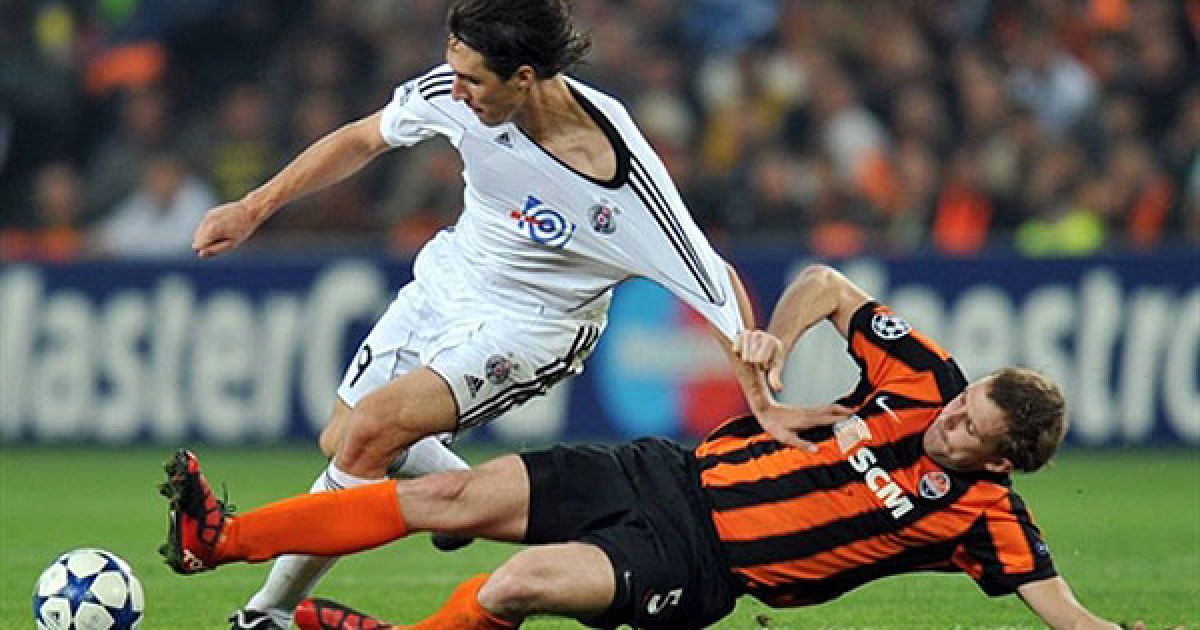 Олександр Кучер атакує Клео. / © AFP