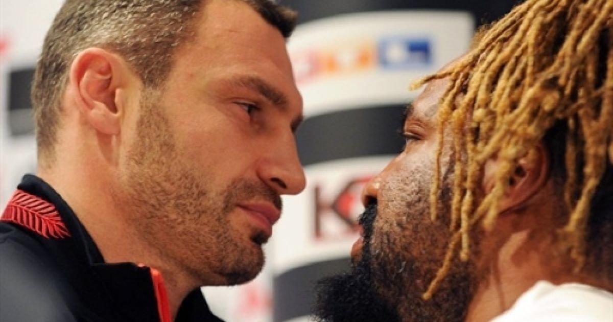 Американець вважає, що Кличко-старший зганьбив себе заявою, що "астма Бріггса не є смертельною хворобою і стане хорошим виправданням його поразки". / © AFP