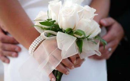 Українці не захотіли одружуватися в день "трьох десяток"