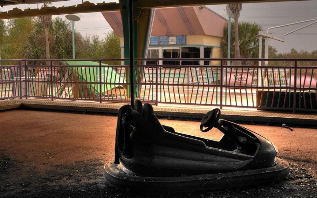 У 2002 році парк перекупила корпорація Six Flags Entertainment, що є оператором найбільшої однойменної мережі атракціонів. / © lovethesepics.com