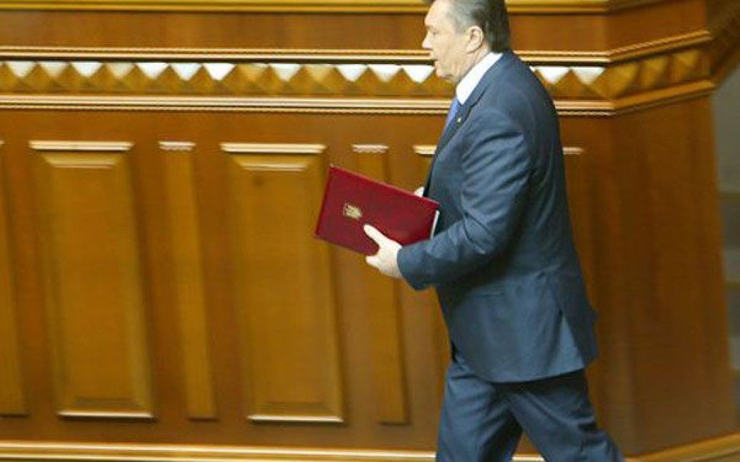 Янукович звернувся до ВР із посланням під назвою "Модернiзацiя України &ndash; наш стратегiчний вибiр" / © УНІАН