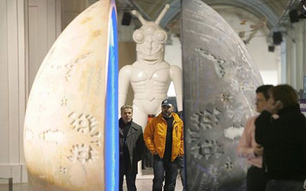 У столичному Мистецькому арсеналі відкрилася виставка "Космічна Одіссея 2011". / © УНІАН