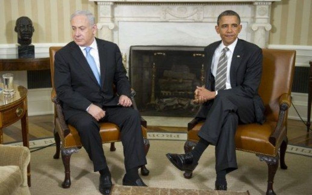 США, Вашингтон. Президент США Барак Обама провів зустріч з прем&#039;єр-міністром Ізраїлю Біньяміном Нетаньяху в Овальному кабінеті Білого дому у Вашингтоні. Обама оголосив що настав час укладати мирну угоду в арабо-ізраїльському конфлікті. / © AFP