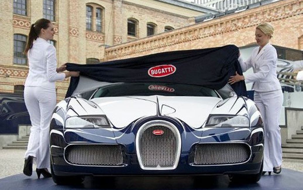 В Берліні Bugatti презентувала ексклюзивну версію суперкара Veyron Grand Sport / © AFP