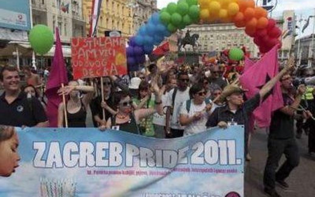 У п&#039;яти європейських країнах - Португалії, Австрії, Болгарії, Хорватії та Угорщині - пройшли масштабні гей-паради. / © AFP