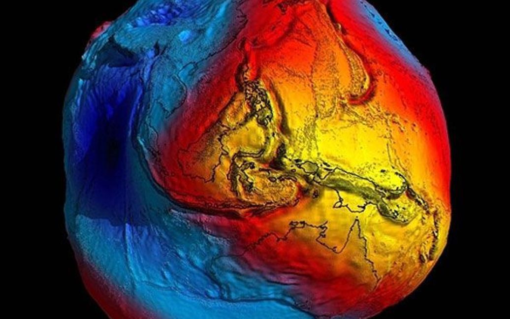 Найбільш точна модель "геоїд", створена Європейським космічним агентством, яка може допомогти зрозуміти, яким чином "працює" Земля. Модель "геоїда" допоможе у вимірюванні океанічної циркуляції, рівня моря. Фото AFP/HO/ESA/HPF/DLR / © AFP