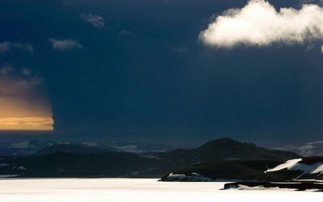 Хмара попелу після виверження вулкана Грімсвотн в Ісландії досягла Шотландії і Північної Ірландії. / © bigpicture.ru