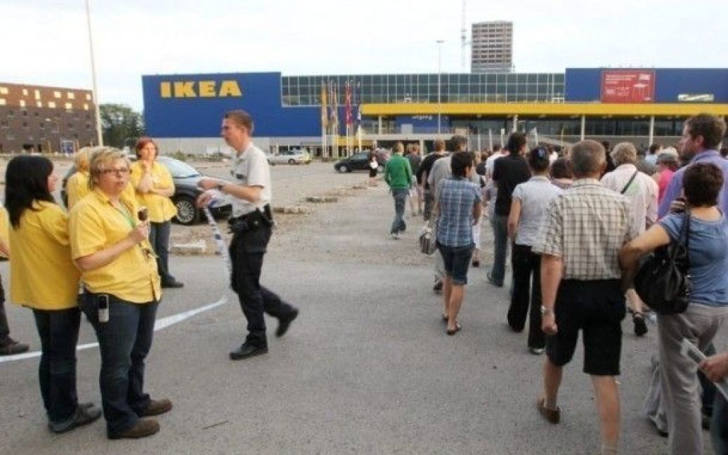 Супермаркети виробника меблів IKEA в Нідерландах, Бельгії і Франції постраждали від вибухів. / © www.standaard.be