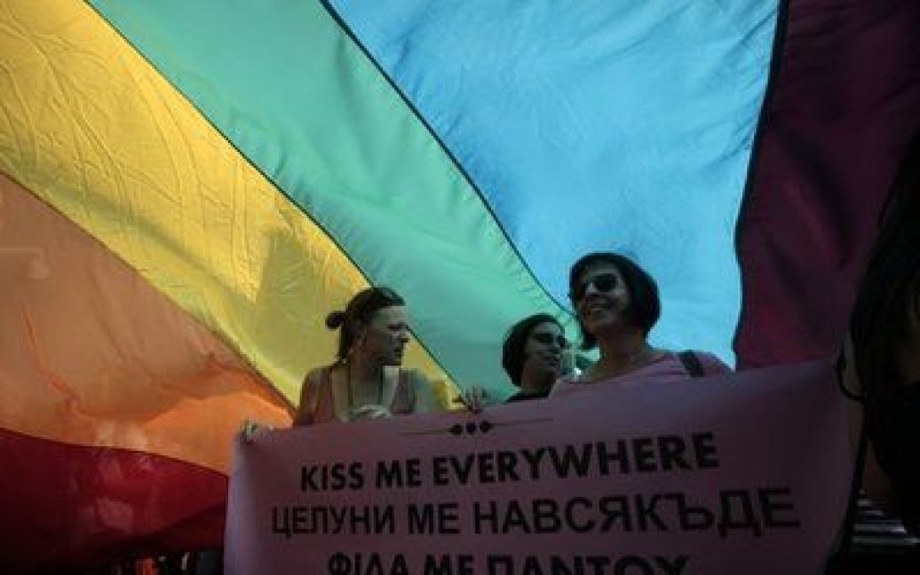 У п&#039;яти європейських країнах - Португалії, Австрії, Болгарії, Хорватії та Угорщині - пройшли масштабні гей-паради. / © AFP