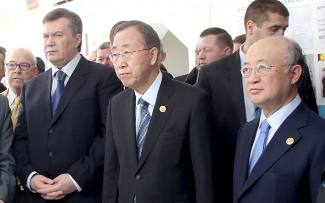 Президент Віктор Янукович та генсек ООН Пан Гі Мун здійснили поїздку в Чорнобильську зону. / © 