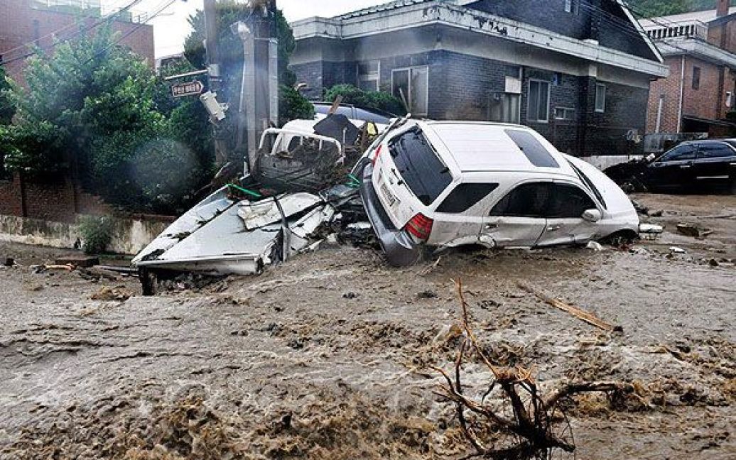 Південна Корея потерпає від зсувів та проливних дощів / © AFP