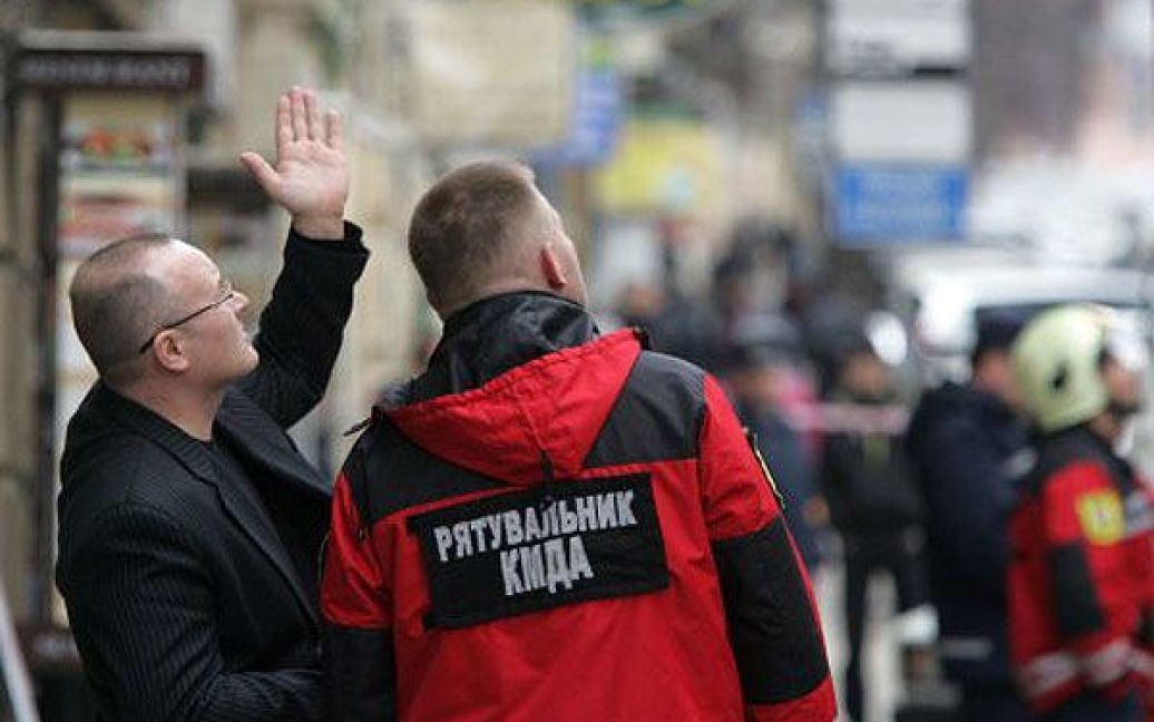 В центрі Києва у готелі "Козацький" обвалилася стіна, внаслідок чого одна людина загинула. / © УНІАН