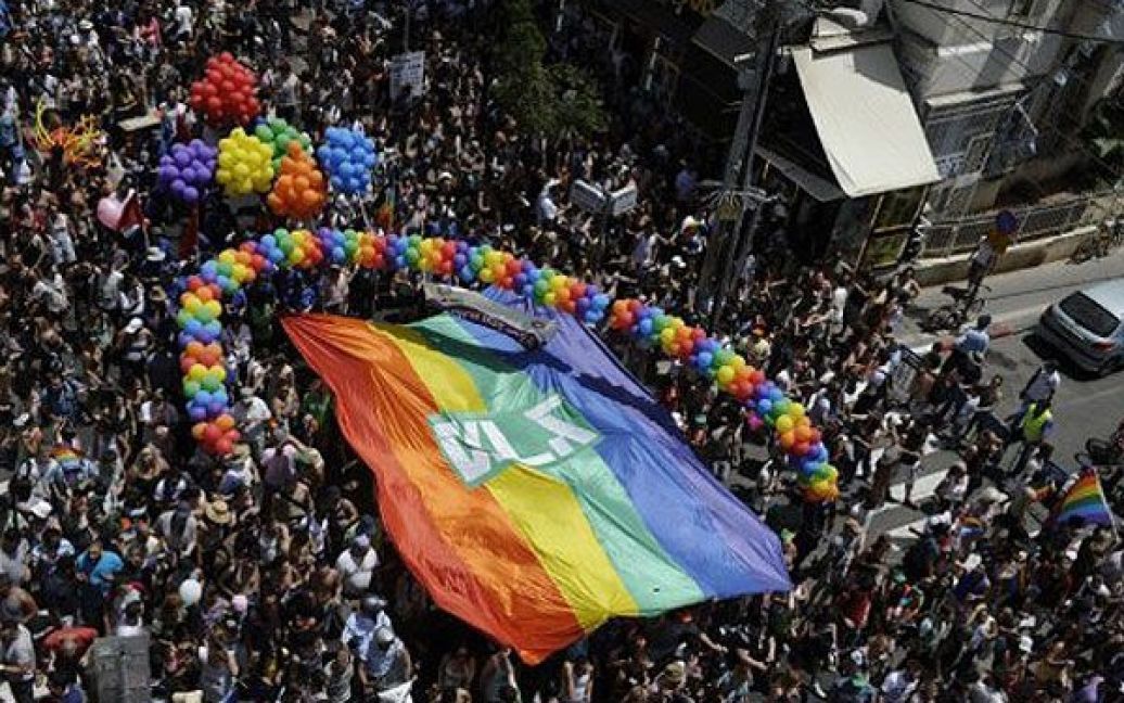 Ізраїль, Тель-Авів. Тисячі людей взяли участь у щорічному гей-параді в Тель-Авіві. / © AFP