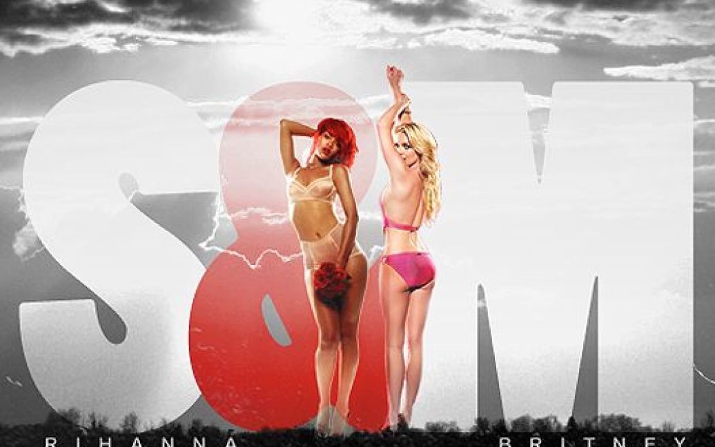 Виступ Ріанни і Брітні Спірс на церемонії Billboard під час виконання пісні Ріанни "S&M" закінчився пристрасним поцілунком. / © Spletnik.ru