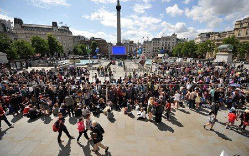 Фанати "Гаррі Поттера" заполонили центр Лондона / © AFP