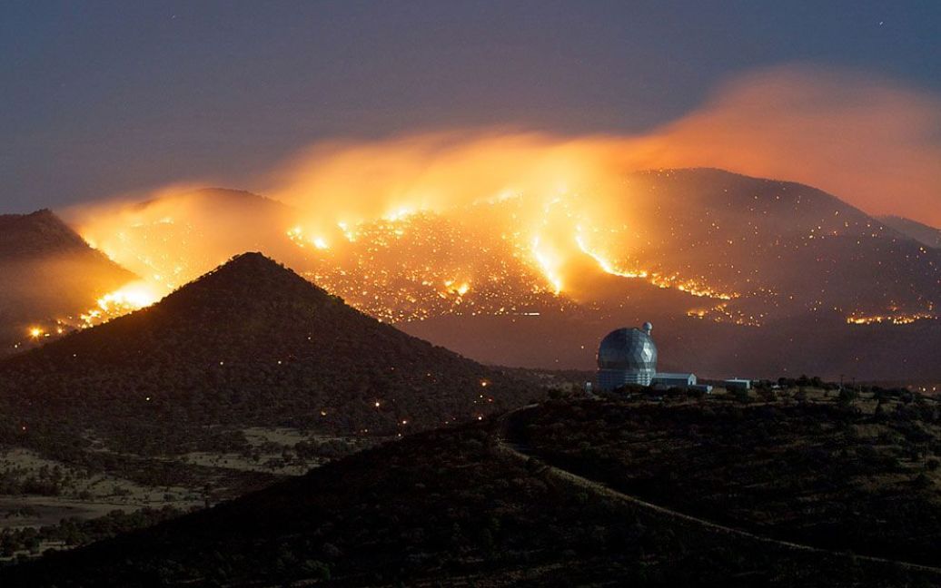 В штаті Техас вирують масштабні пожежі, викликані посухою та сильним вітром. / © AFP