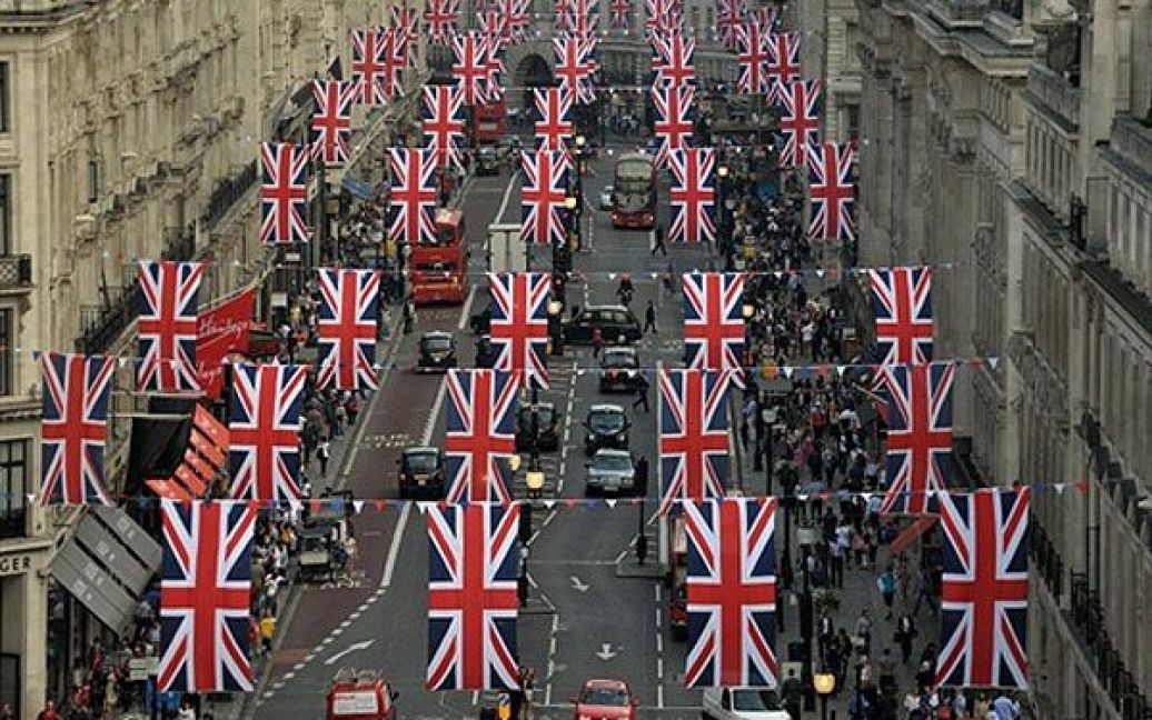 У Лондоні готуються до весілля принца Вільяма та Кейт Міддлтон, на яке запрошено майже 2000 осіб. / © AFP