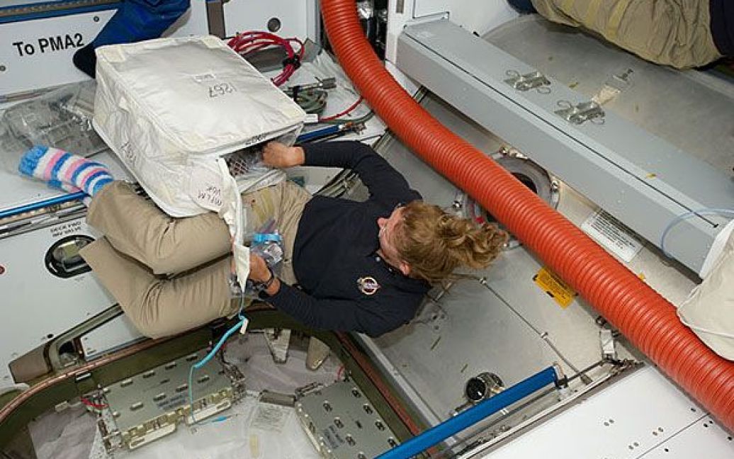 33-ій політ шатлу Atlantis до Міжнародної космічної станції. / © NASA