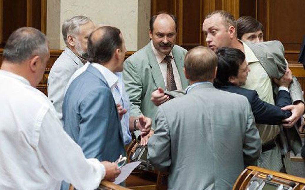 У Верховній Раді відбулась сутичка між депутатом Олегом Ляшком та фракцією КПУ. / © УНІАН