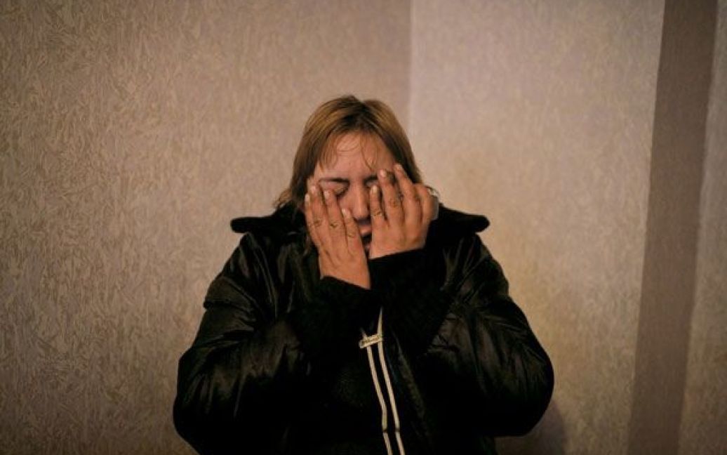 Журнал Newsweek надрукував серію фотографій, зроблених фотокореспондентом  Дональдом Вебером в приміщенні для допитів підозрюваних у відділку міліції. / © forum.pravda.com.ua