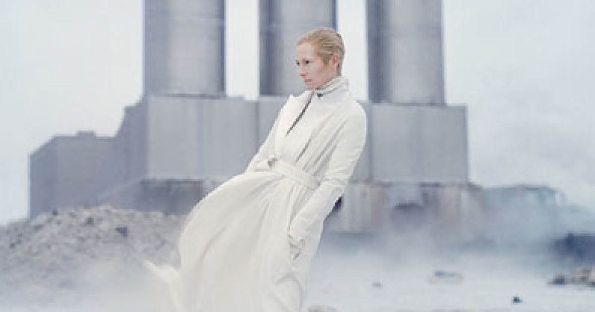 Актриса Тільда Свінтон у фантастичній фотосесії для журналу W Magazine. / © W Magazine