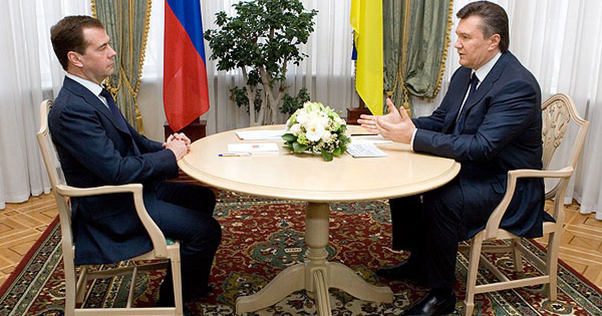 Президент України Віктор Янукович і президент Росії Дмитро Мєдвєдєв зустрілися у Чорнобилі.