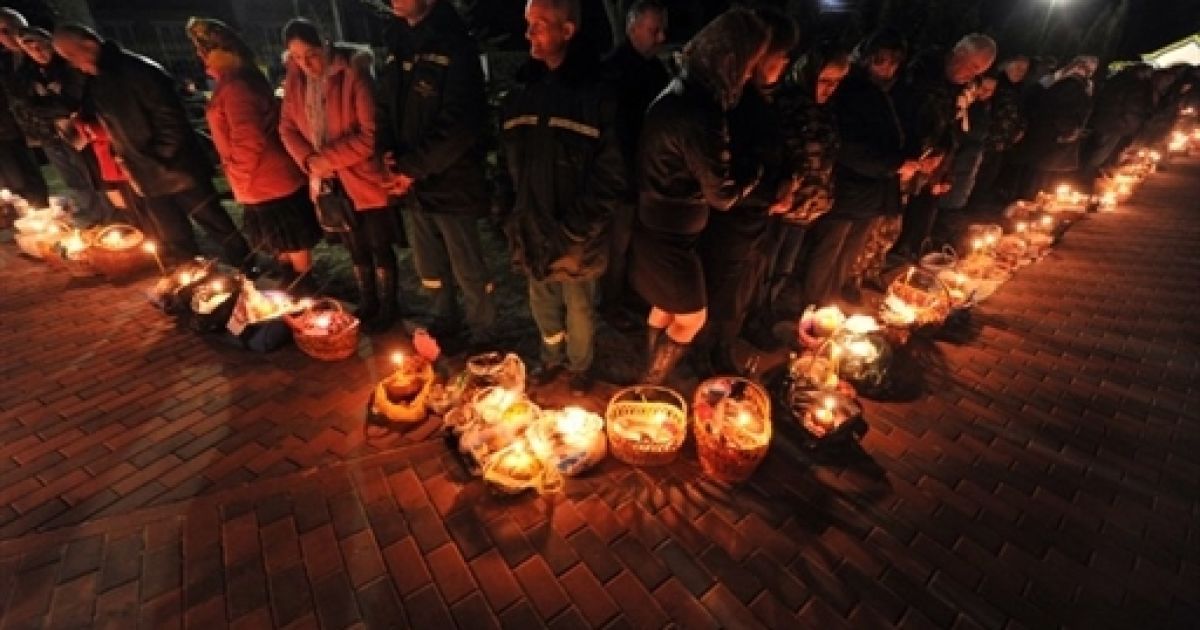 Християни всього світу відзначають свято Великодня / © AFP