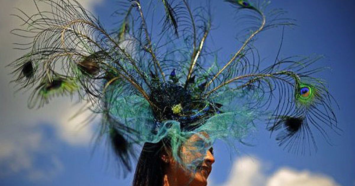 Щорічні королівські перегони Royal Ascot традиційно є святом модних капелюшків.