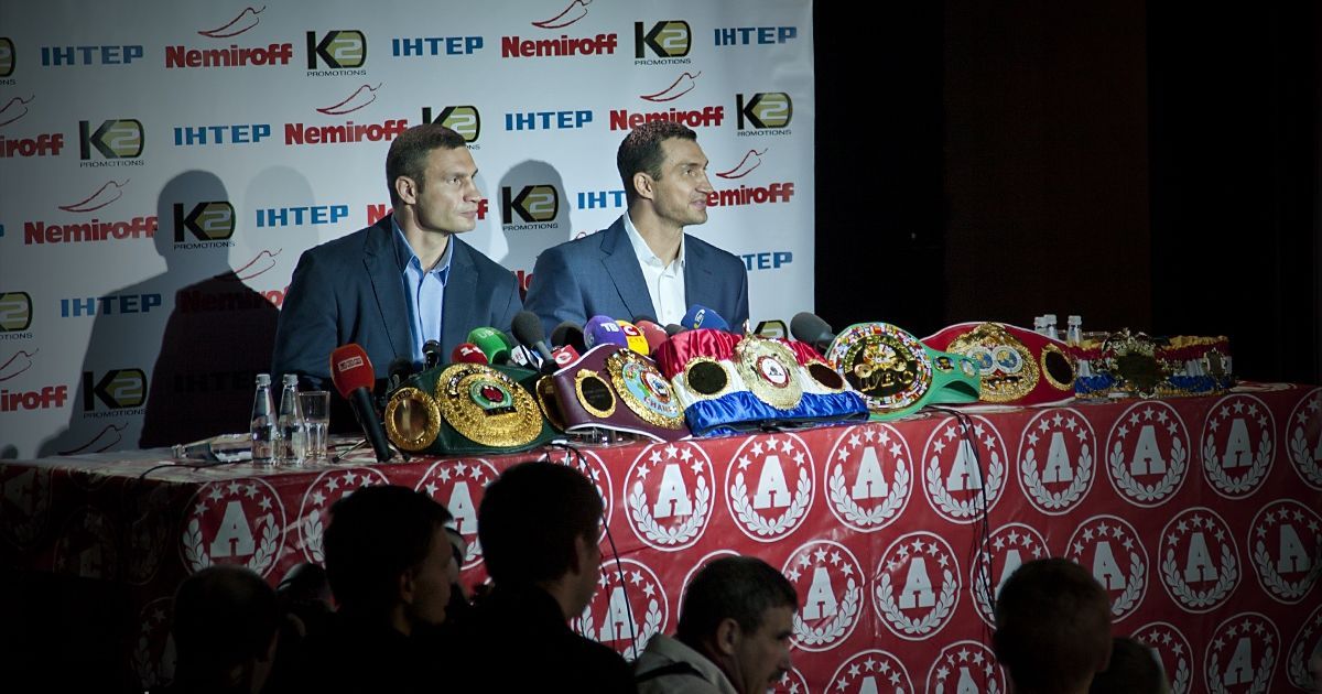 Брати клички привезли в Україну всі найпрестижніші пояси чемпіонів світу з боксу.