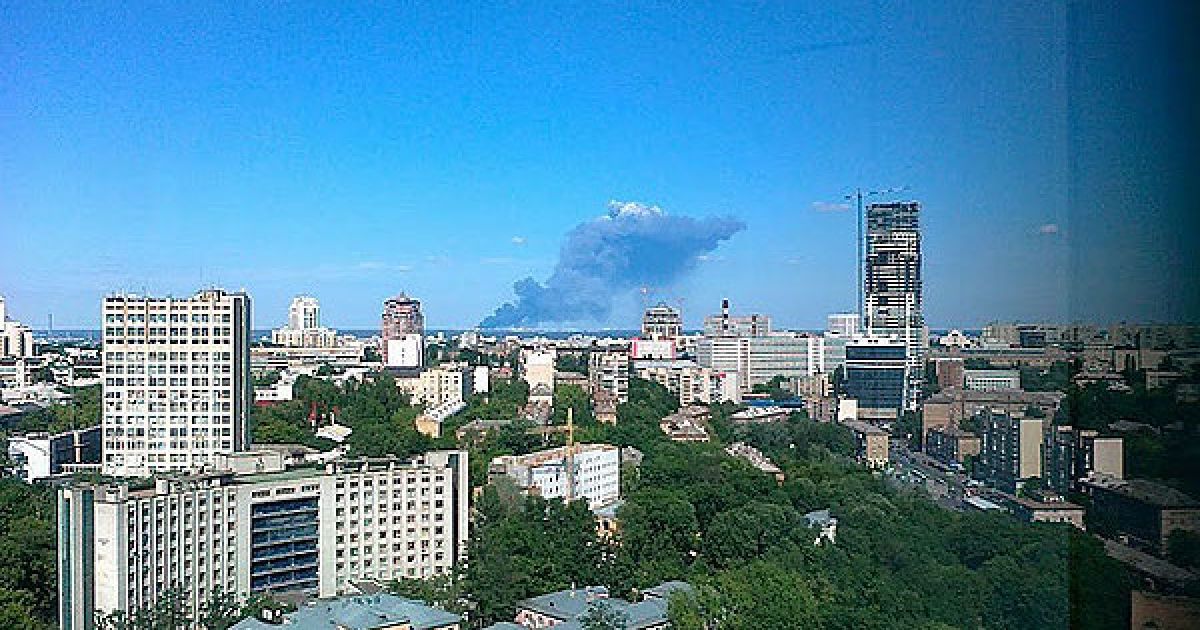 У Броварах сталась масштабна пожежа на складах магазину "Технополіс". / © www.magnolia-tv.com