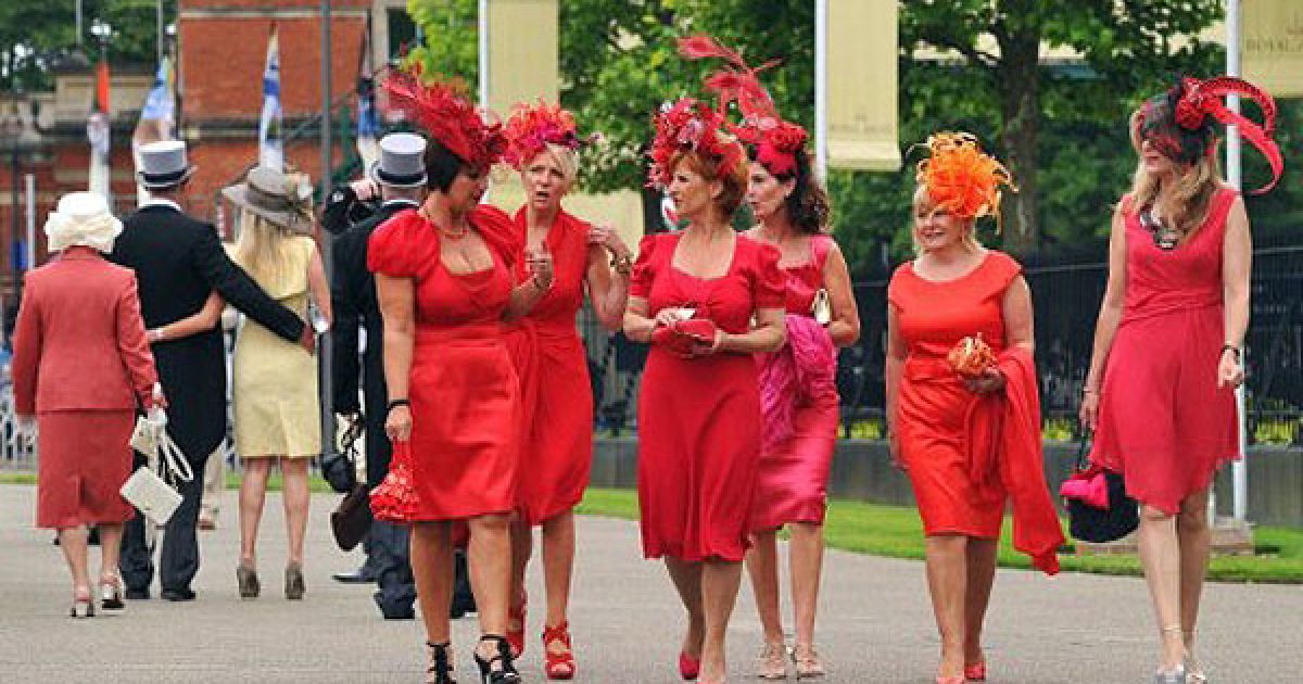Щорічні королівські перегони Royal Ascot традиційно є святом модних капелюшків.