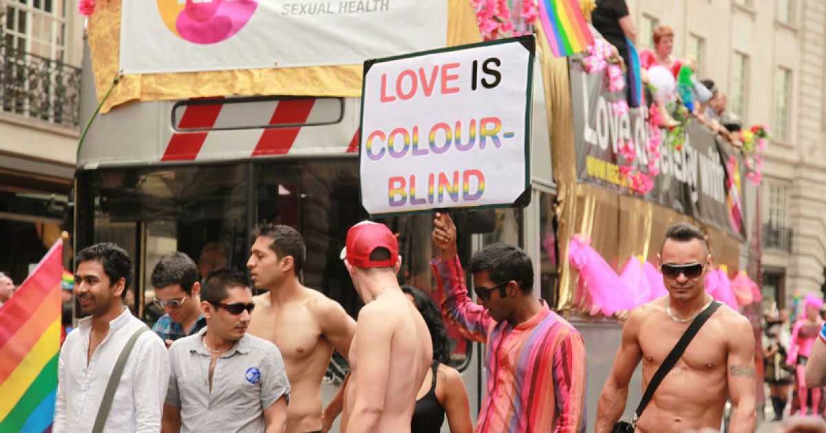Щорічний гей-парад "Gay Pride 2011" в Лондоні зібрав більше мільйона глядачів. / © LJ moscowlondon