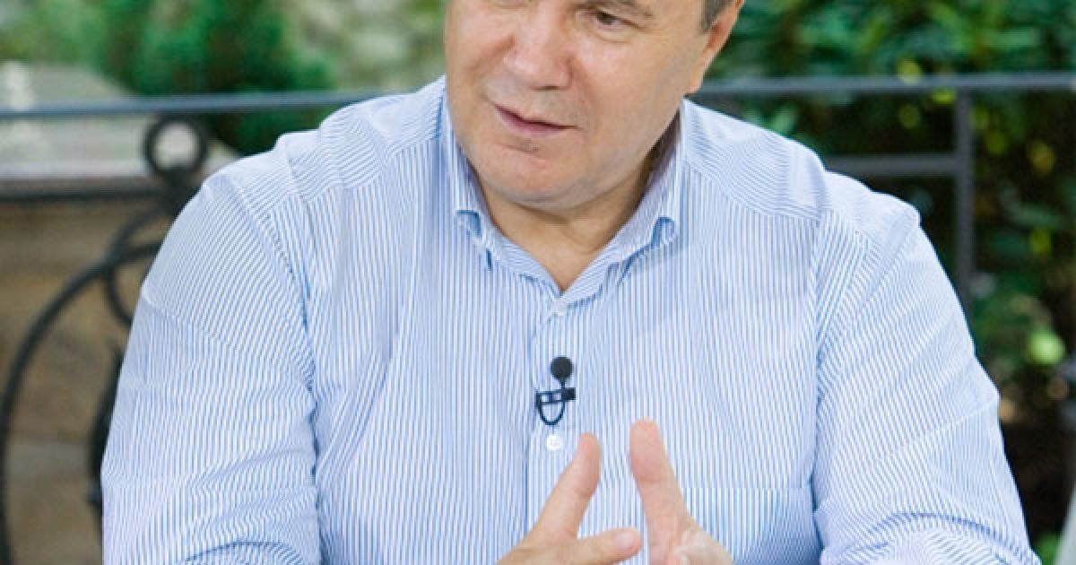 Янукович провів для журналістів екскурсію "Межигір'ям" / © President.gov.ua
