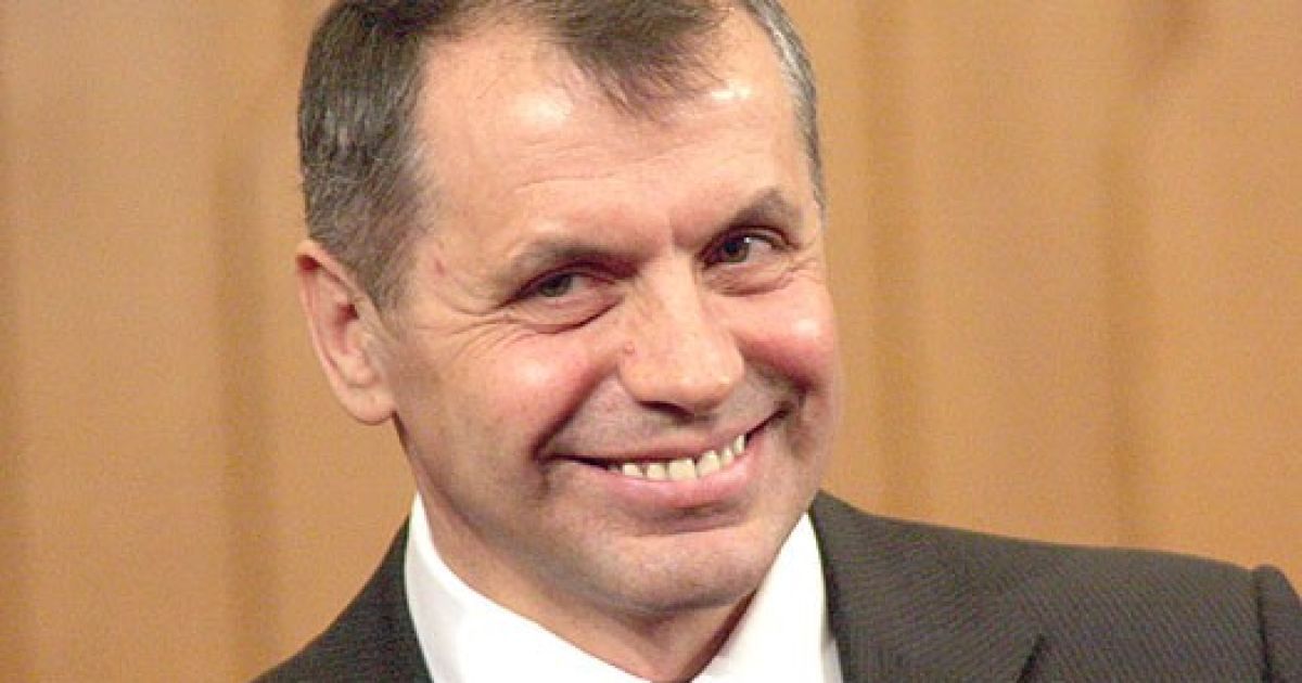 Кримський спікер поскаржився, що кримчан не пускають на Євромайдан