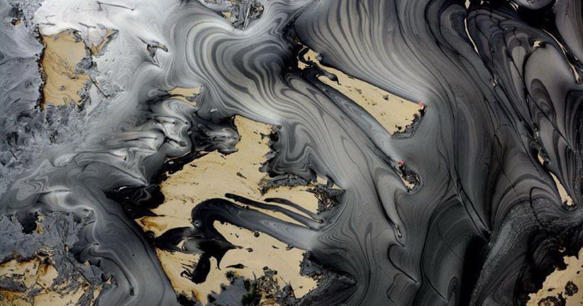 Нафтова пустеля Athabasca в Канаді / © Yann Arthus-Bertrand