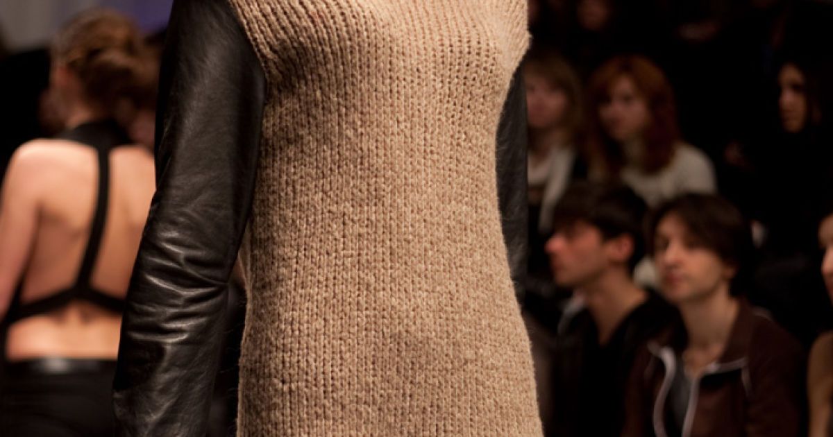 Показ італійського дизайнера Ламберто Петрі для La Maison du Couturier завершив модні Дні KFD у Києві.