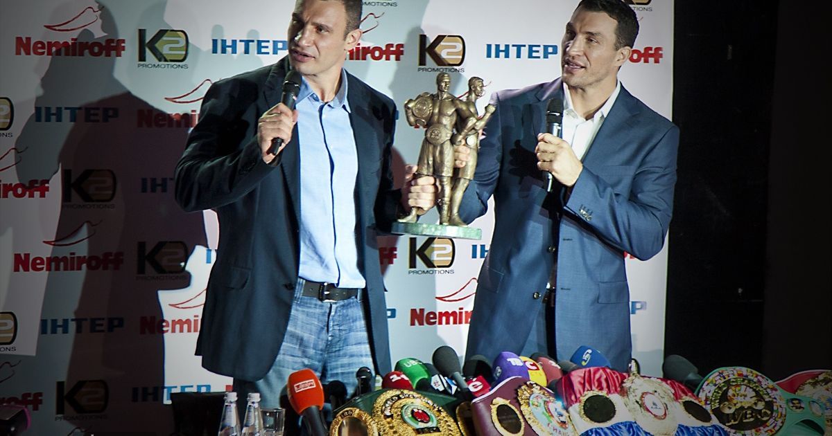 Брати клички привезли в Україну всі найпрестижніші пояси чемпіонів світу з боксу.