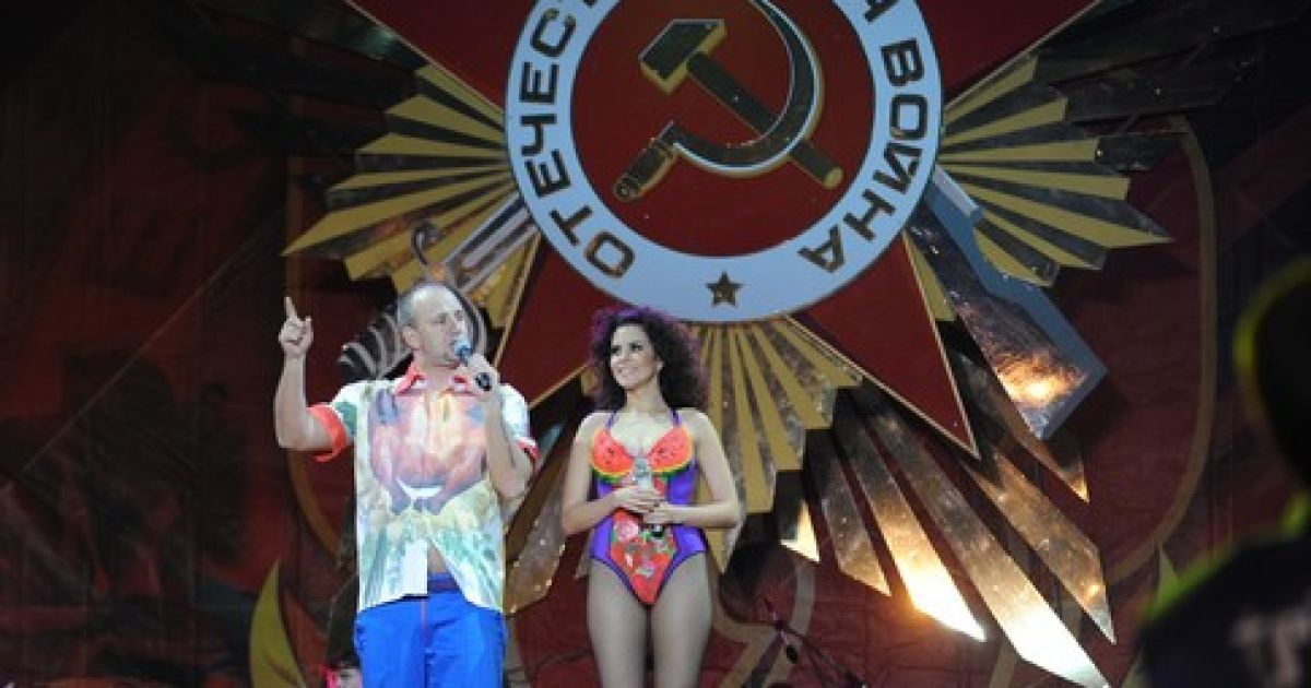 Потап і Настя Каменських своїм виступом у Харкові на День Перемоги шокували і образили ветеранів. / © Сегодня