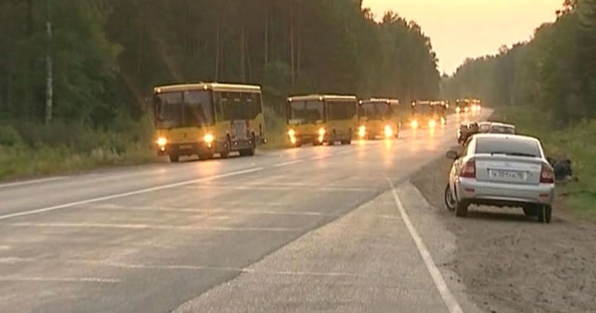 Двоє людей загинули в результаті вибухів на арсеналі в Удмуртії. До загибелі людей призвели стреси через вибухи. / © Вести.ру