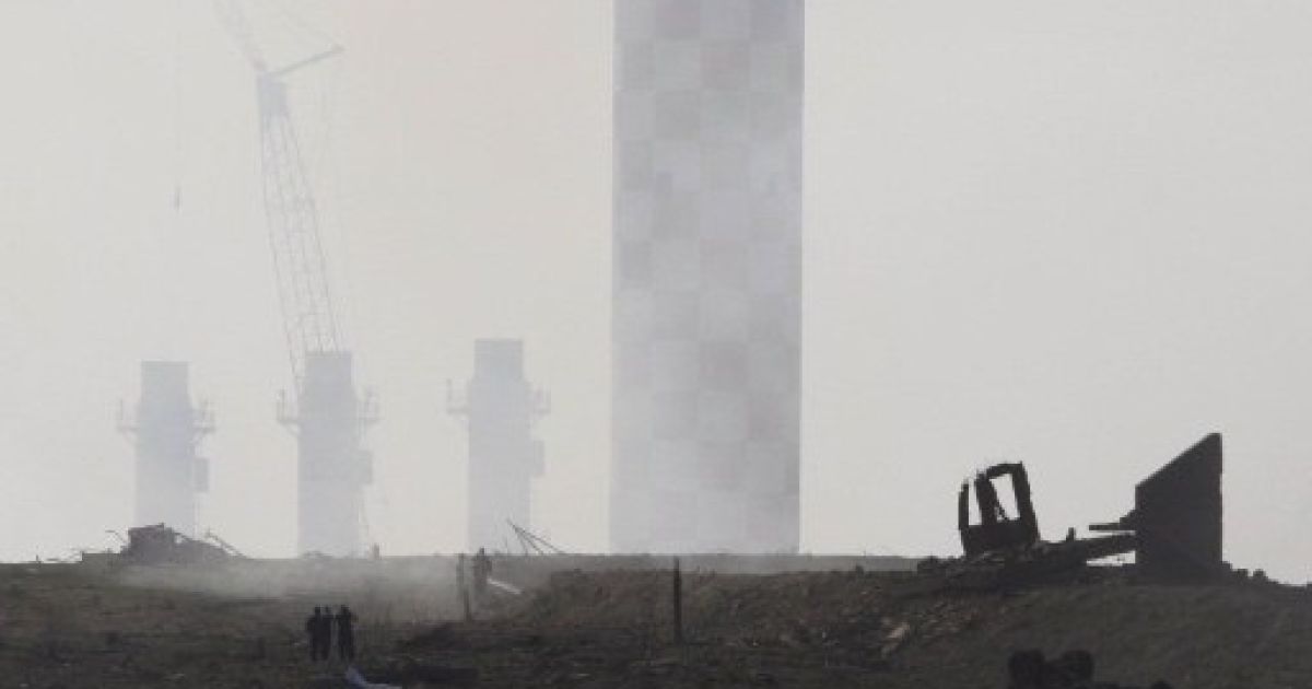 Серія вибухів сталась на базі Національної гвардії Кіпру "Евангелос Флоракіс" в районі населеного пункту Зійі поблизу Лімасола. / © AFP