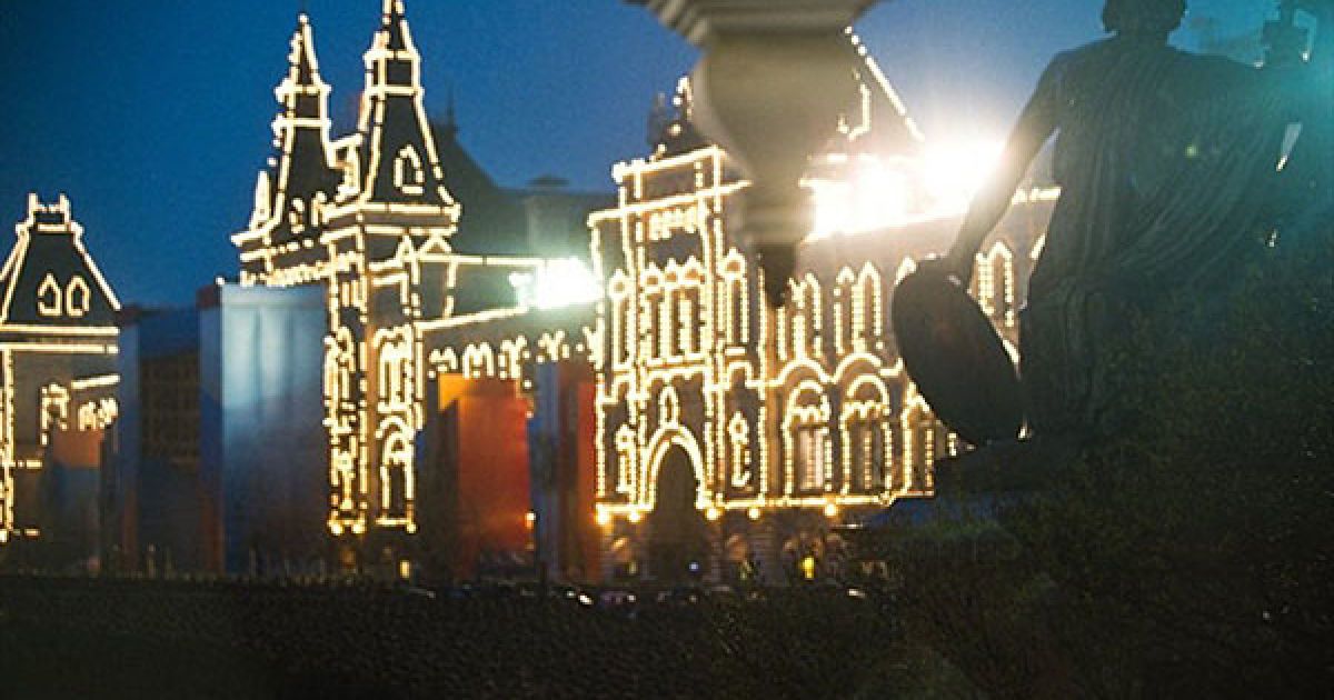 На Красній площі у Москві провели другу нічну репетицію параду Перемоги. / © AFP