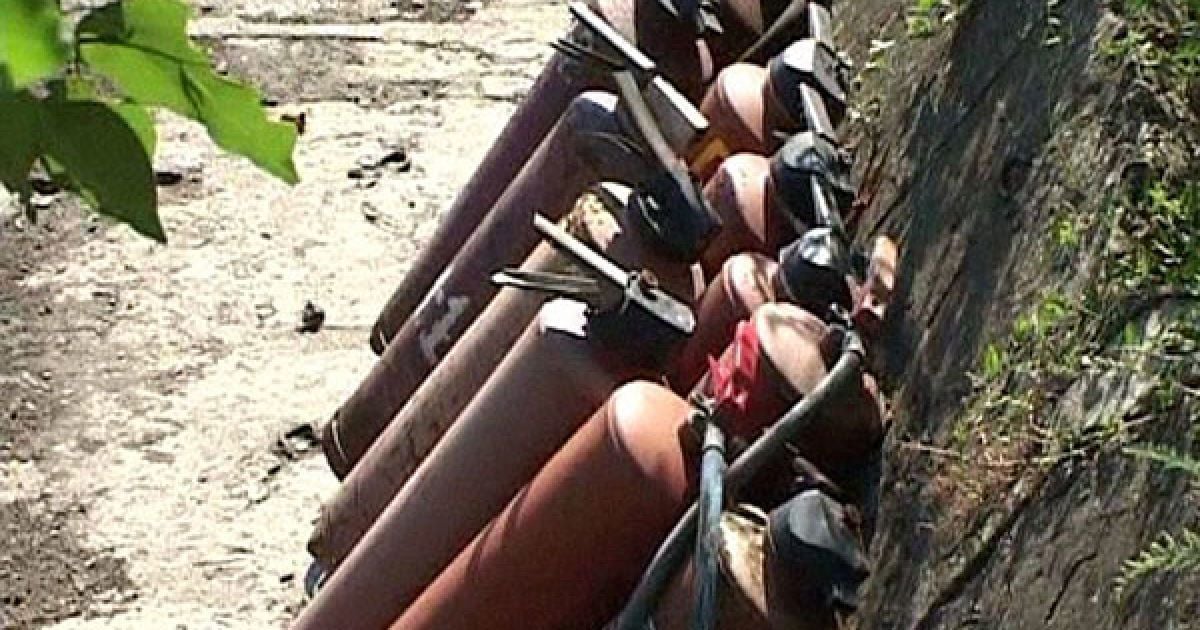 В результаті вибуху на шахті "Суходольська-Східна", що стався на глибині 915 м, загинули 17 гірників. / © МНС