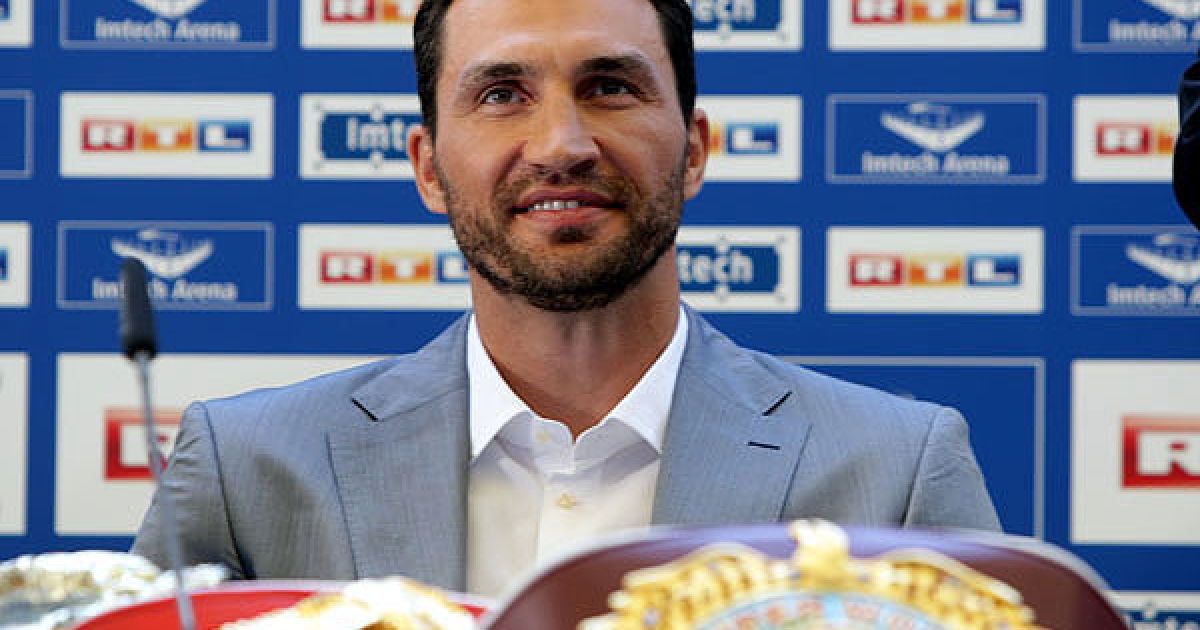 Бій між Володимиром Кличком і Девідом Хеєм за чемпіонський титул має відбутися 2 липня на 57-тисячній Imtech Arena у Гамбурзі.