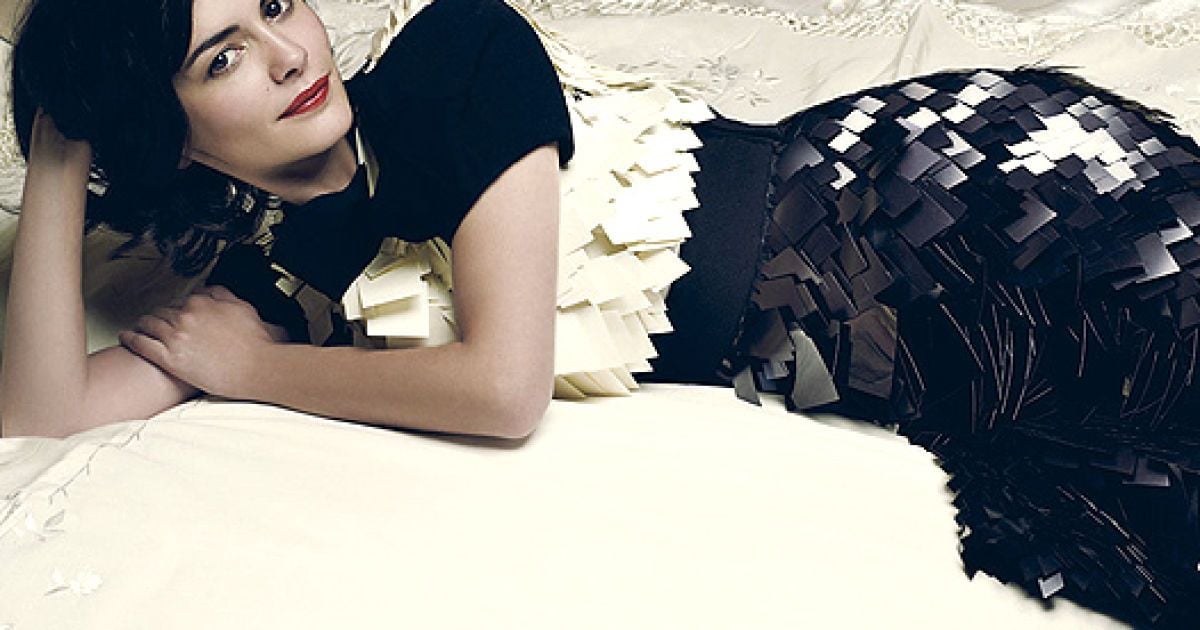 Одрі Тоту в образі рокової жінки для Marie Claire