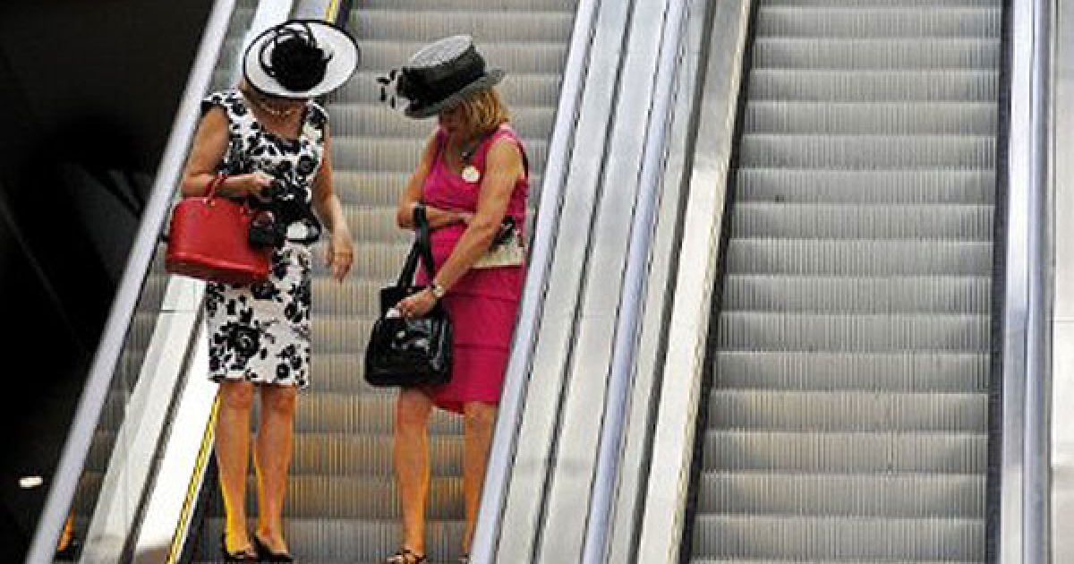 Щорічні королівські перегони Royal Ascot традиційно є святом модних капелюшків.