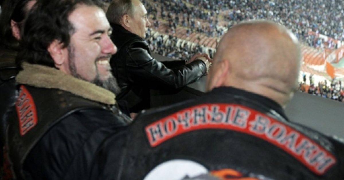 Путін сидів в першому ряду VIP-сектору / © AFP