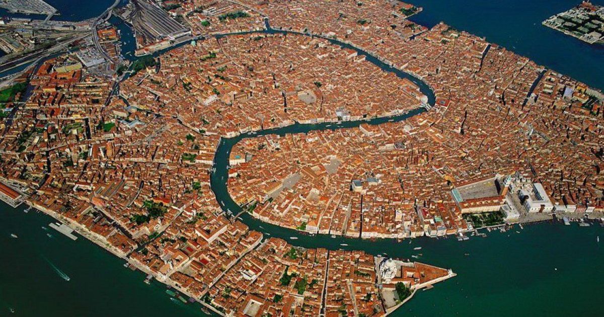 Венеція з висоти пташиного польоту / © Yann Arthus-Bertrand