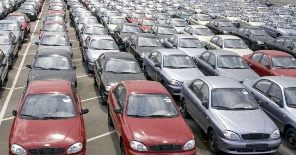 Українців можуть залишити без іномарок