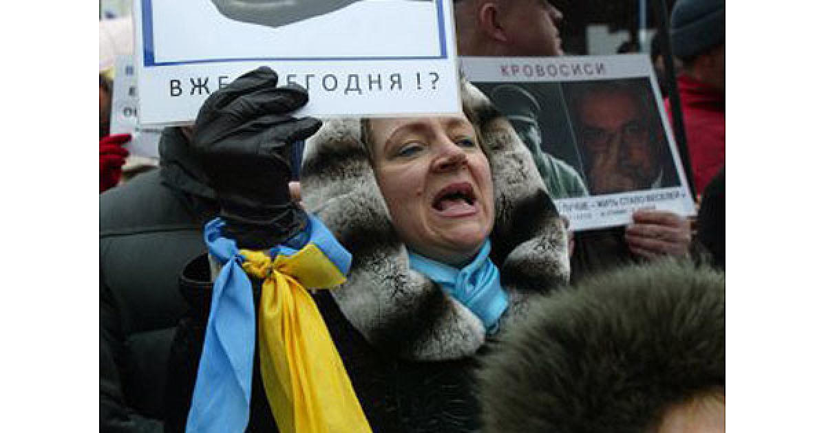 Сотні людей з усієї України з&#039;їхались до Києва на "Автомайдан" із вимогами відставки прем&rsquo;єр-міністра Миколи Азарова. / © УНІАН