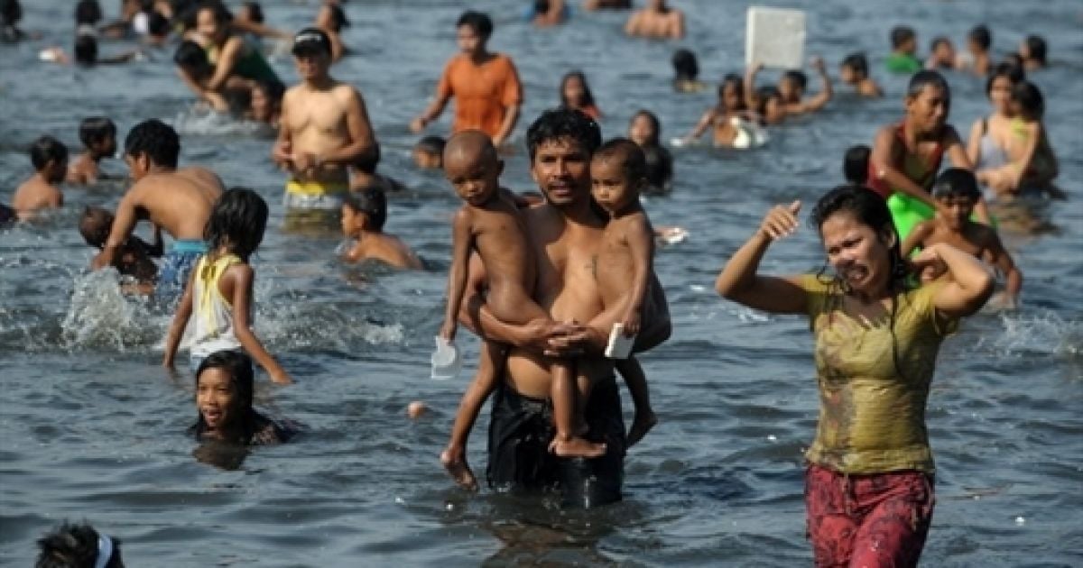 Християни всього світу відзначають свято Великодня / © AFP